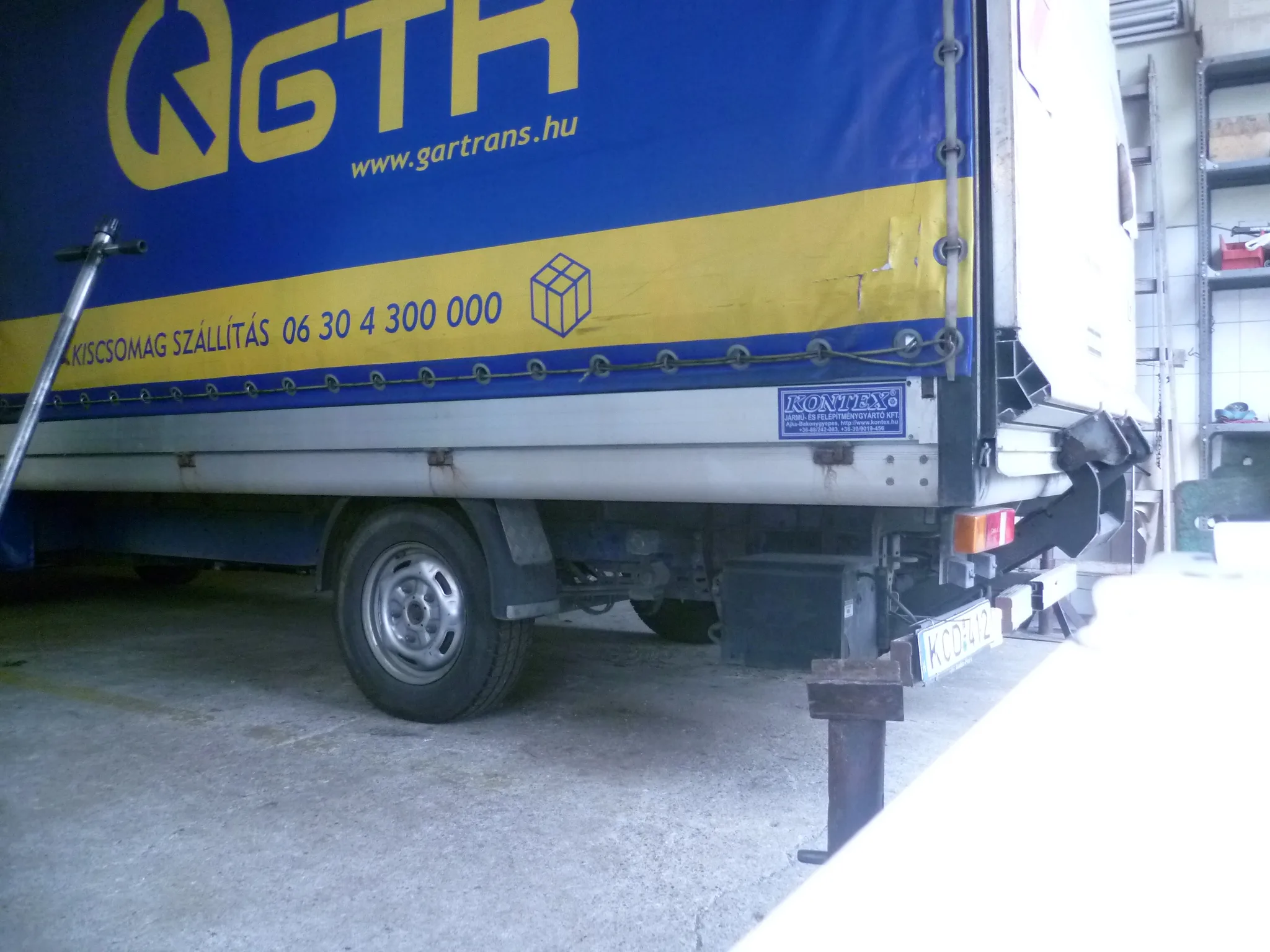 Felújított laprugó köteg